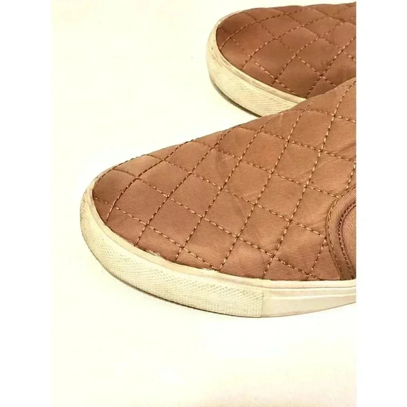 Steve Madden Pink Quilted Loafers Size 6.5 1B - Picture 7 of 10